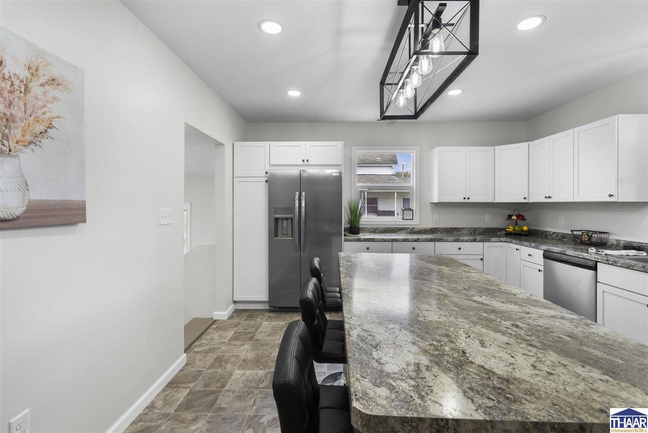 Dugger, Indiana 47848, United States, 3 Bedrooms Bedrooms, ,2 BathroomsBathrooms,Residential,Active,117300