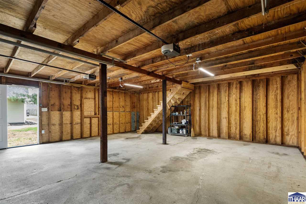 Dugger, Indiana 47848, United States, 3 Bedrooms Bedrooms, ,2 BathroomsBathrooms,Residential,Active,117300