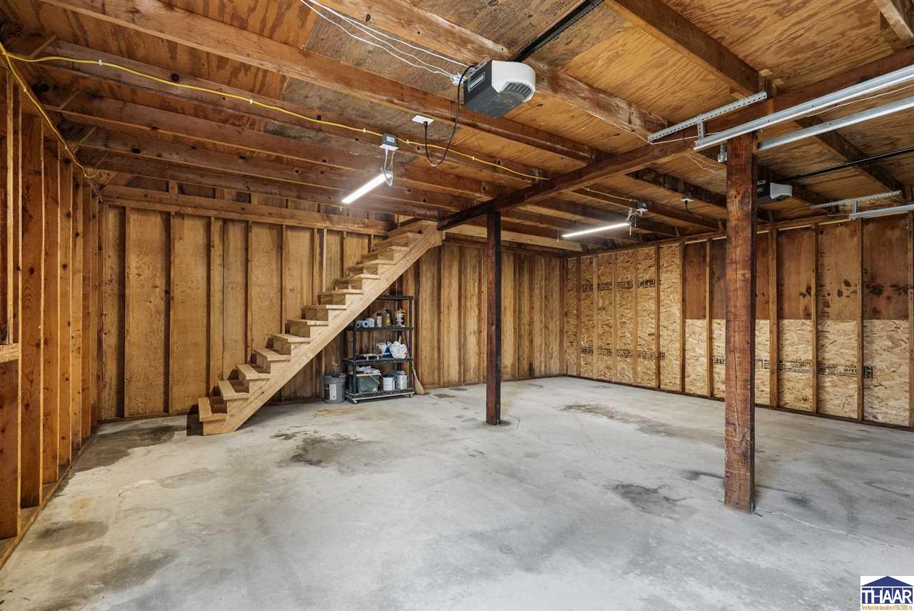 Dugger, Indiana 47848, United States, 3 Bedrooms Bedrooms, ,2 BathroomsBathrooms,Residential,Active,117300