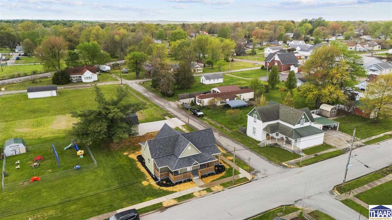 Dugger, Indiana 47848, United States, 3 Bedrooms Bedrooms, ,2 BathroomsBathrooms,Residential,Active,117300