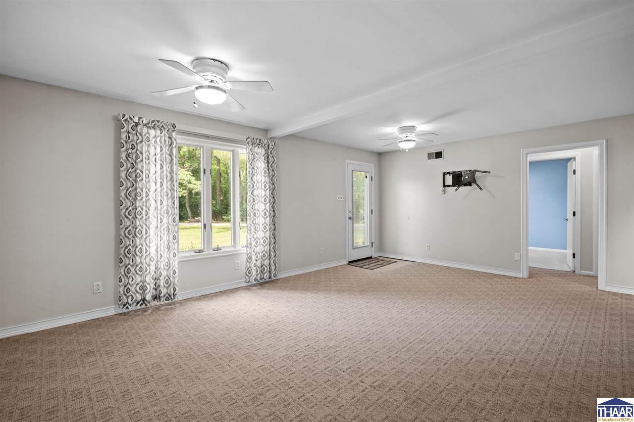 Terre Haute, Indiana 47802, United States, 3 Bedrooms Bedrooms, ,2 BathroomsBathrooms,Residential,Pending,145136