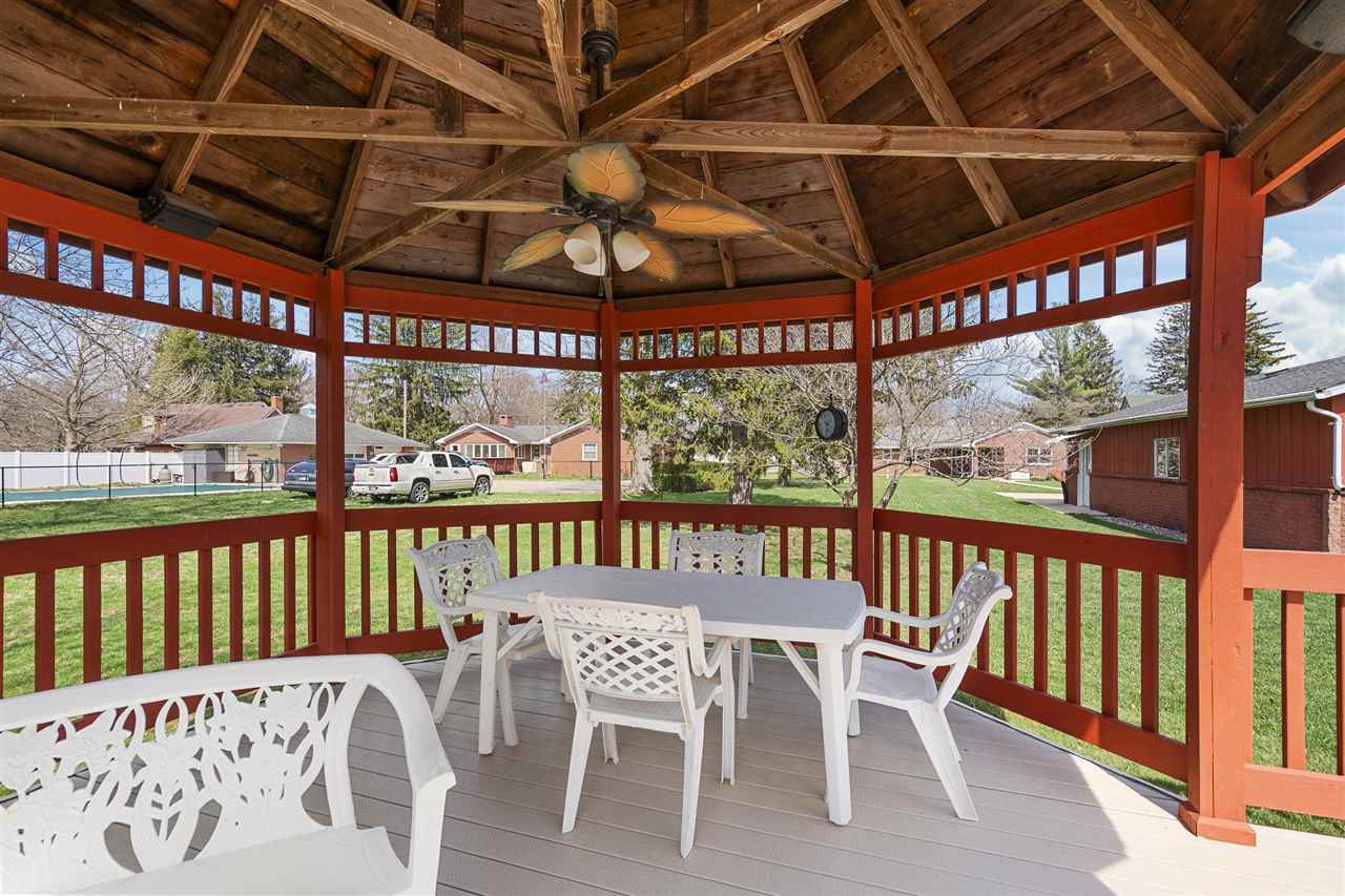 Terre Haute, Indiana 47803, United States, 3 Bedrooms Bedrooms, ,2 BathroomsBathrooms,Residential,Pending,104269