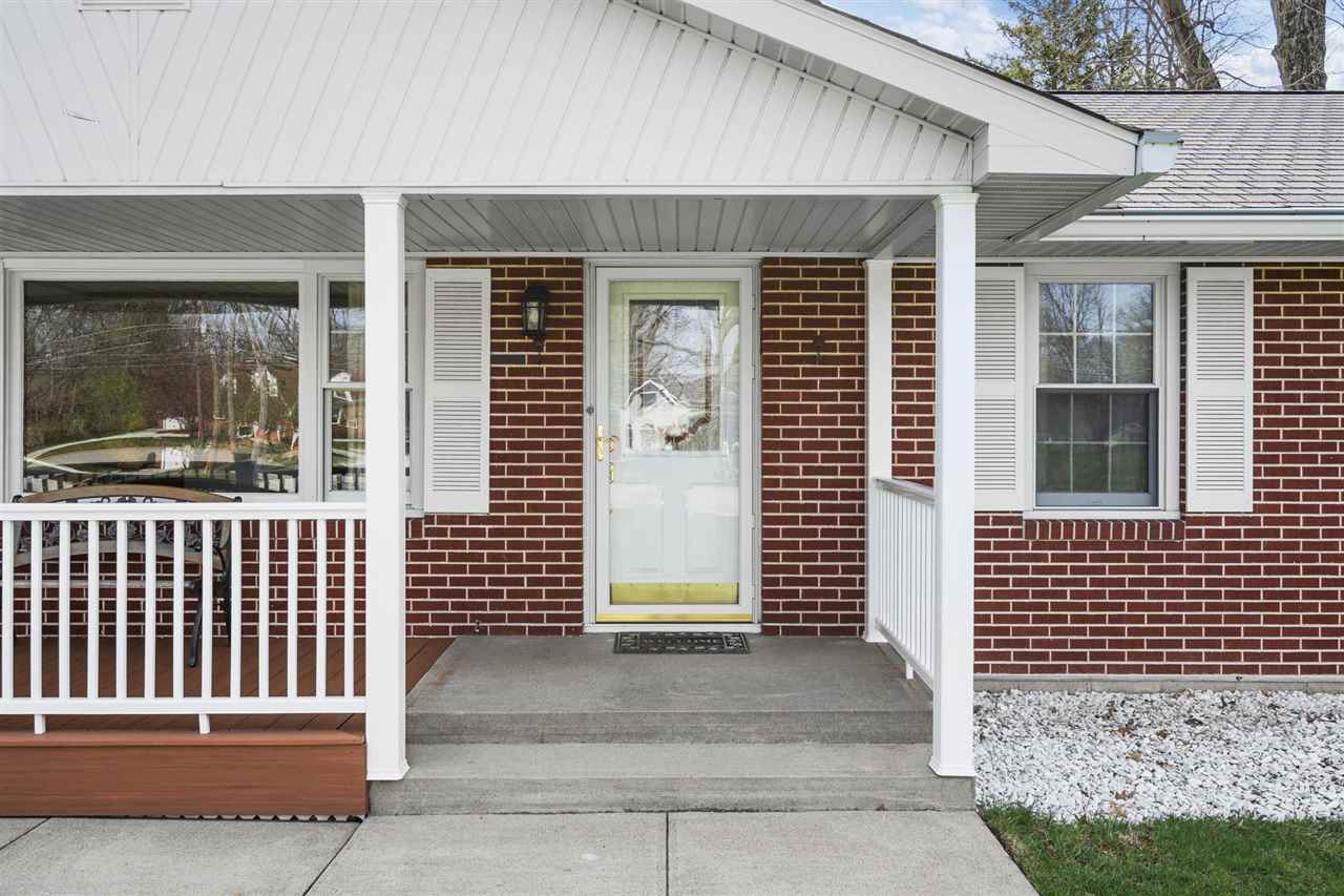 Terre Haute, Indiana 47803, United States, 3 Bedrooms Bedrooms, ,2 BathroomsBathrooms,Residential,Pending,104269