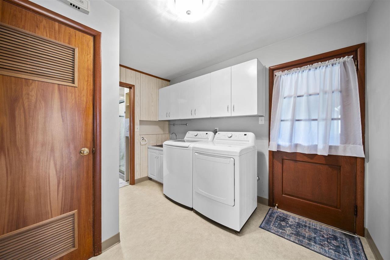 Terre Haute, Indiana 47803, United States, 3 Bedrooms Bedrooms, ,2 BathroomsBathrooms,Residential,Pending,104269