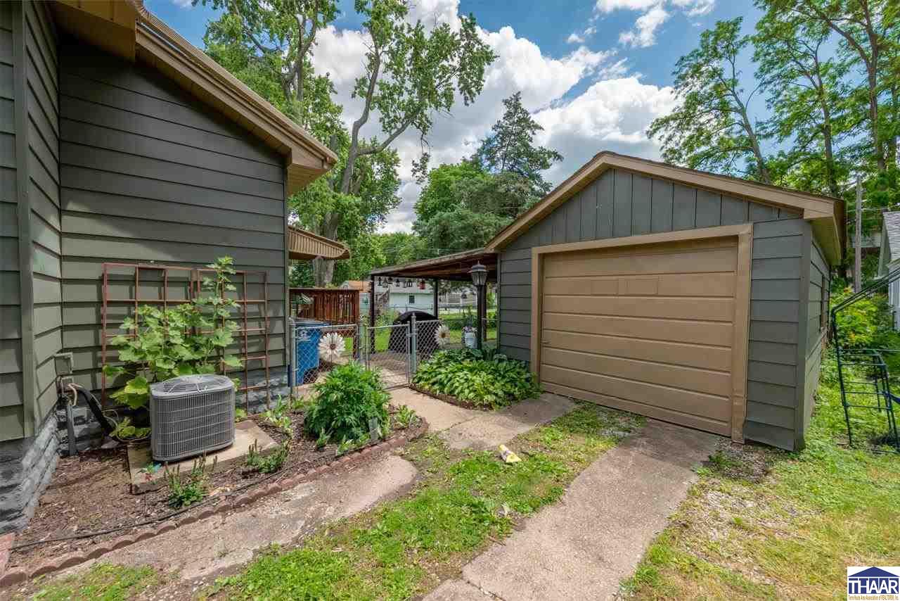 Terre Haute, Indiana 47803, United States, 2 Bedrooms Bedrooms, ,1 BathroomBathrooms,Residential,Pending,145342