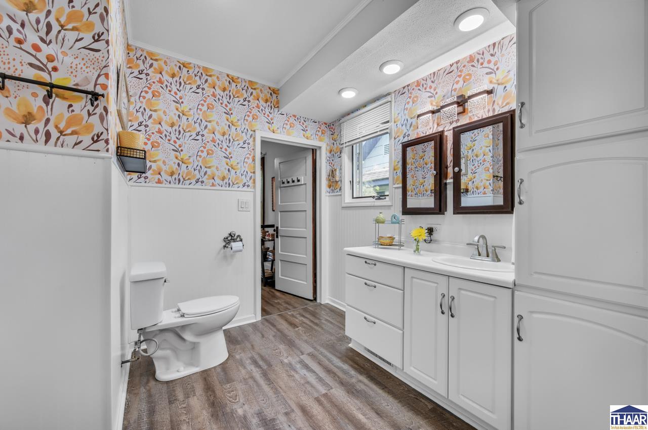 Terre Haute, Indiana 47803, United States, 2 Bedrooms Bedrooms, ,1 BathroomBathrooms,Residential,Pending,145342