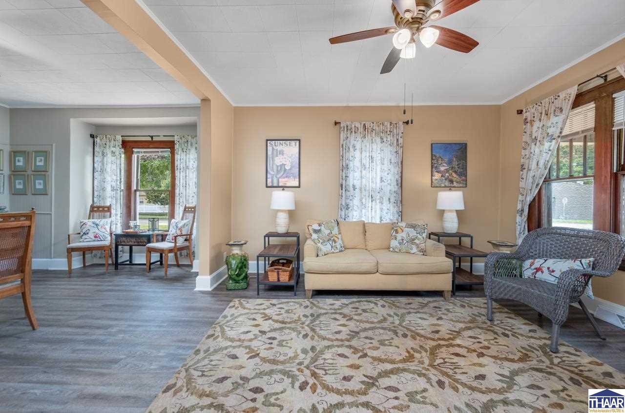 Terre Haute, Indiana 47803, United States, 2 Bedrooms Bedrooms, ,1 BathroomBathrooms,Residential,Pending,145342