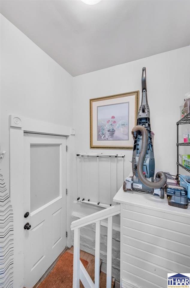 Terre Haute, Indiana 47803, United States, 2 Bedrooms Bedrooms, ,1 BathroomBathrooms,Residential,Pending,145342