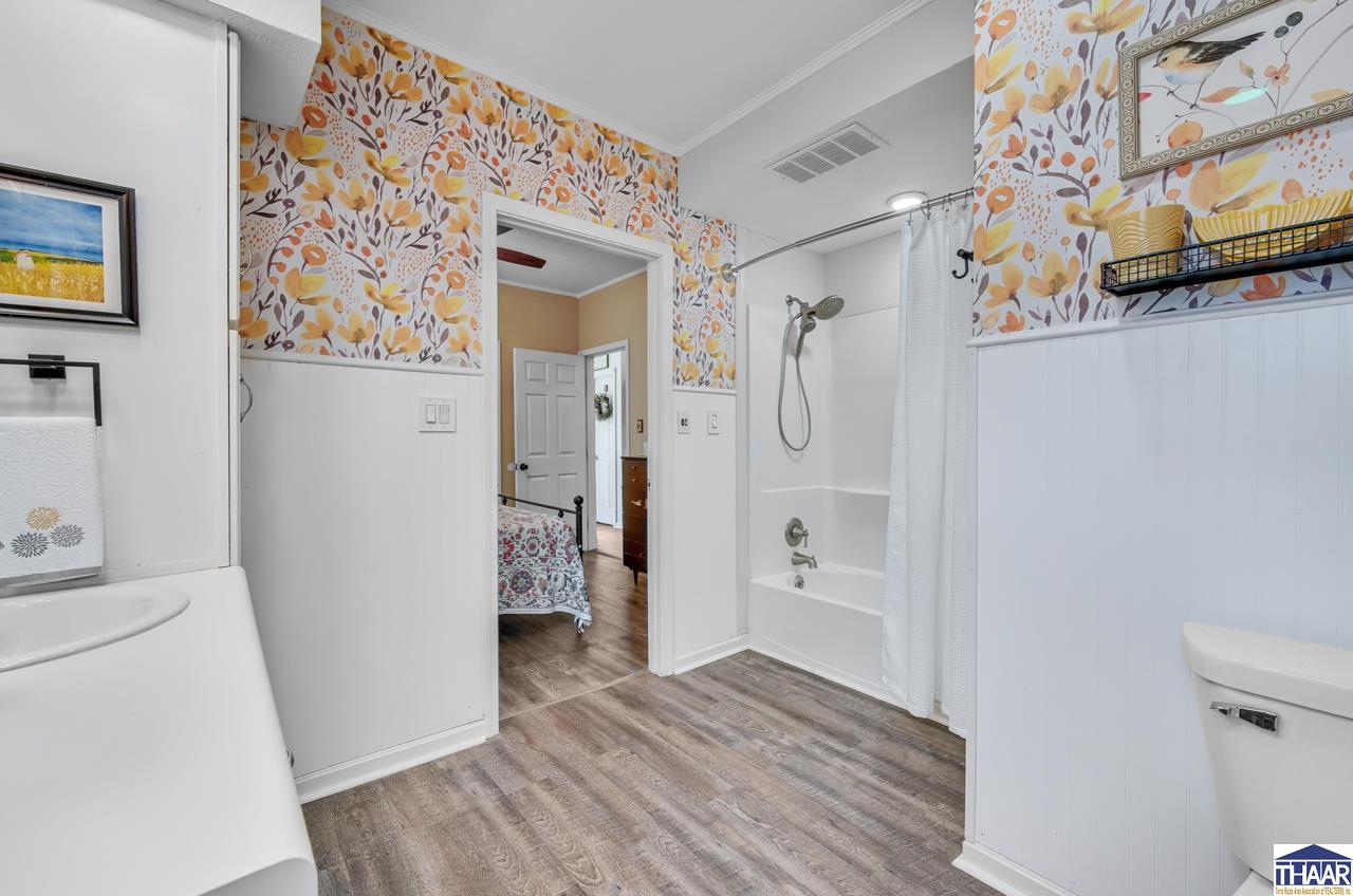 Terre Haute, Indiana 47803, United States, 2 Bedrooms Bedrooms, ,1 BathroomBathrooms,Residential,Pending,145342