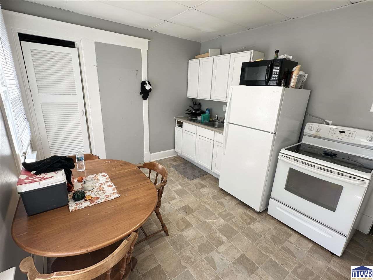 Terre Haute, Indiana 47807, United States, 3 Bedrooms Bedrooms, ,1 BathroomBathrooms,Residential,Active,248419