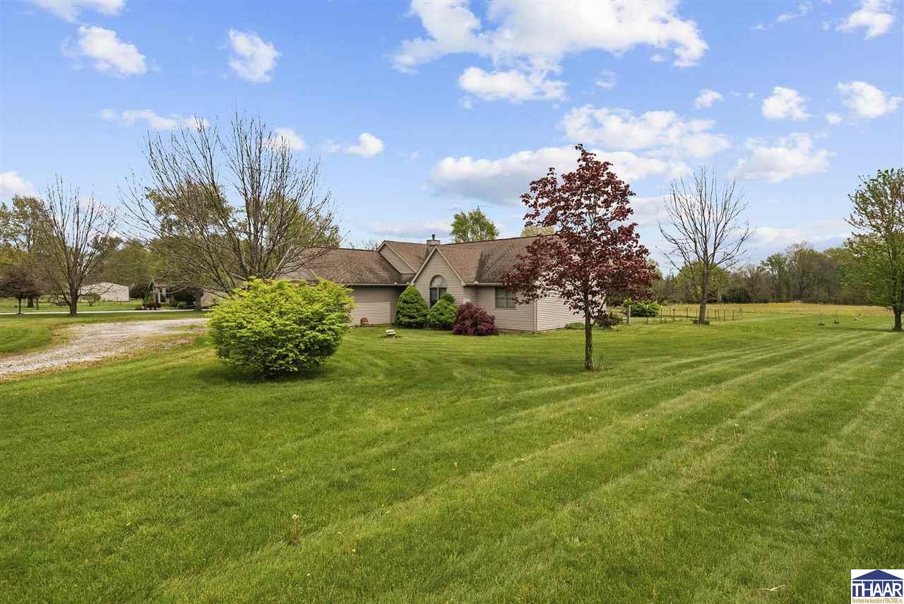 Sullivan, Indiana 47882, United States, 3 Bedrooms Bedrooms, ,2 BathroomsBathrooms,Residential,Pending,117301