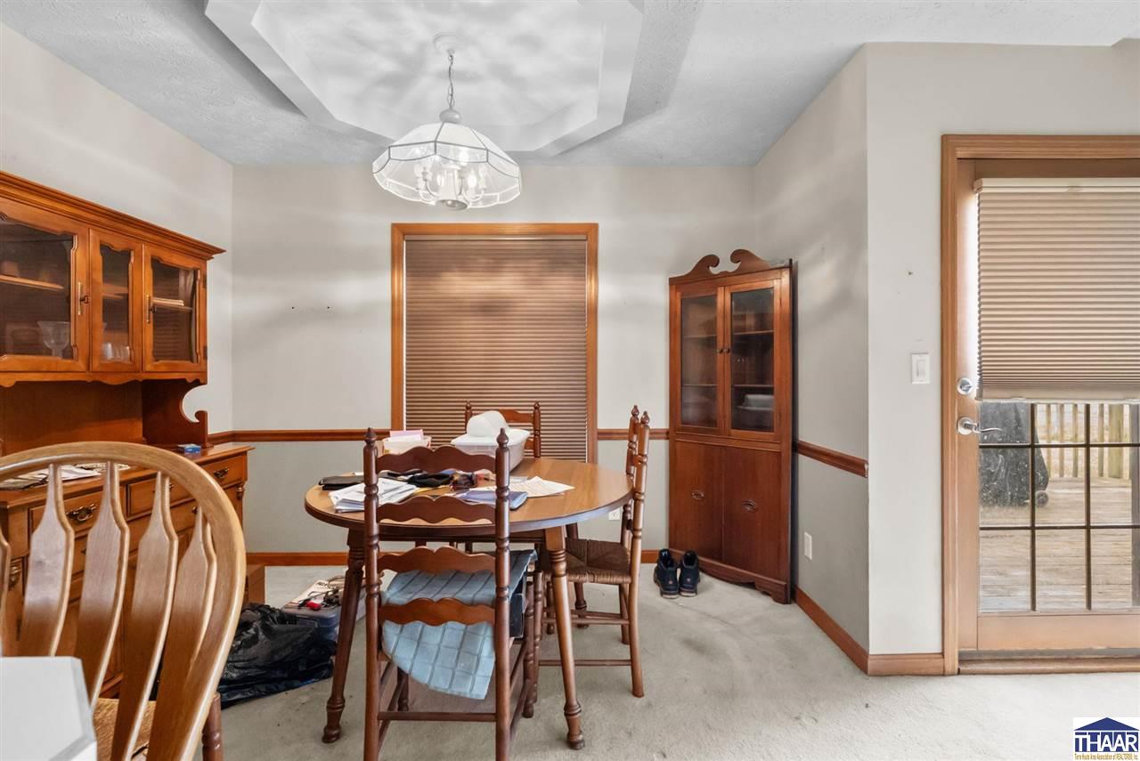 Sullivan, Indiana 47882, United States, 3 Bedrooms Bedrooms, ,2 BathroomsBathrooms,Residential,Pending,117301