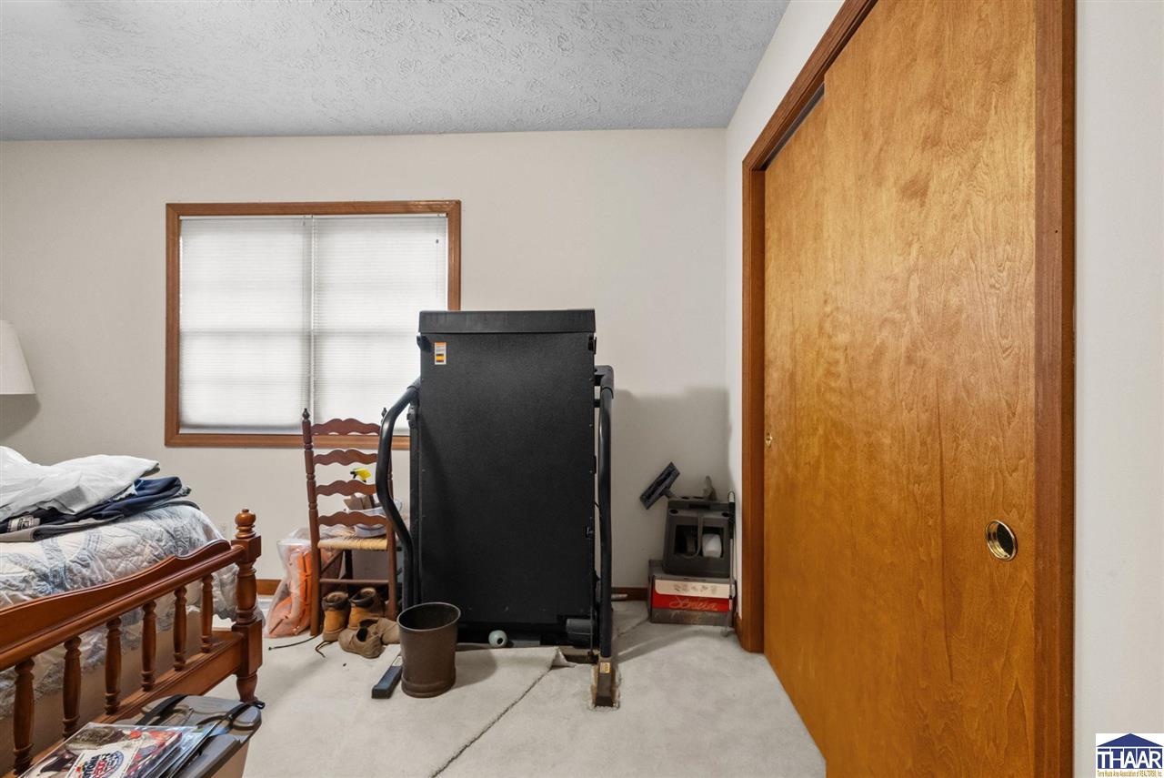 Sullivan, Indiana 47882, United States, 3 Bedrooms Bedrooms, ,2 BathroomsBathrooms,Residential,Pending,117301