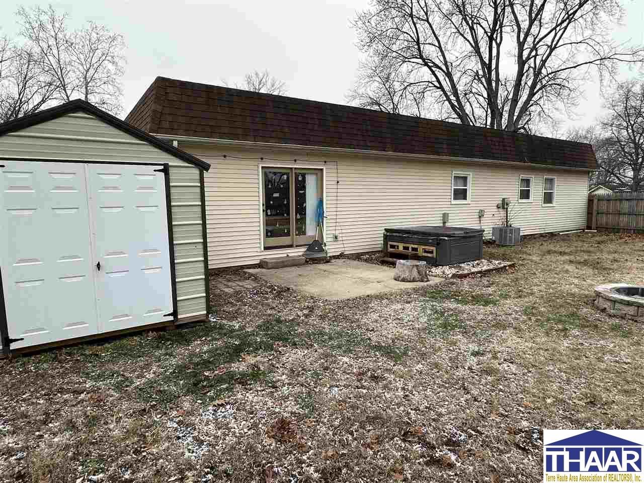 Terre Haute, Indiana 47805, United States, 3 Bedrooms Bedrooms, ,2 BathroomsBathrooms,Residential,Pending,26660