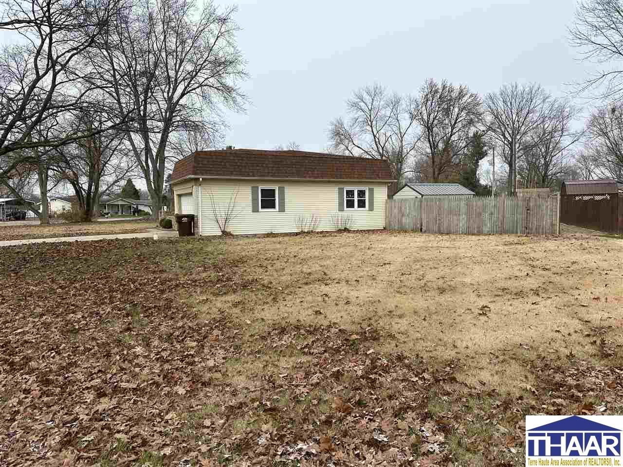 Terre Haute, Indiana 47805, United States, 3 Bedrooms Bedrooms, ,2 BathroomsBathrooms,Residential,Pending,26660