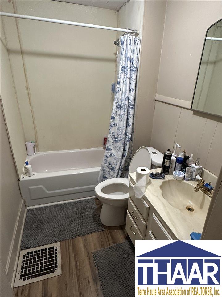 Terre Haute, Indiana 47807, United States, 1 Bedroom Bedrooms, ,1 BathroomBathrooms,Residential,Pending,81730