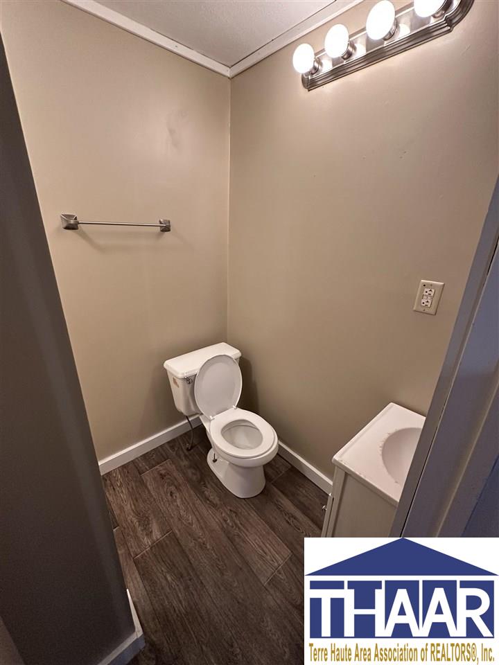 Terre Haute, Indiana 47807, United States, 1 Bedroom Bedrooms, ,1 BathroomBathrooms,Residential,Pending,81730