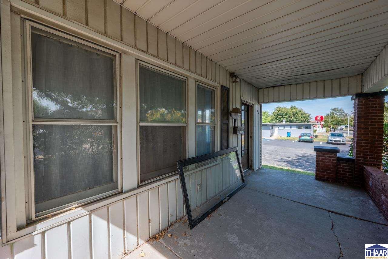 Terre Haute, Indiana 47807, United States, 3 Bedrooms Bedrooms, ,2 BathroomsBathrooms,Residential,Active,222662