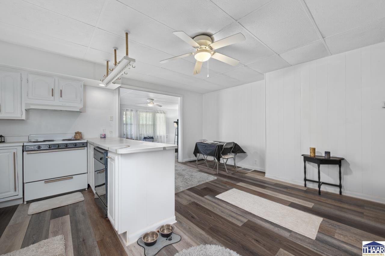 Terre Haute, Indiana 47807, United States, 3 Bedrooms Bedrooms, ,2 BathroomsBathrooms,Residential,Active,222662