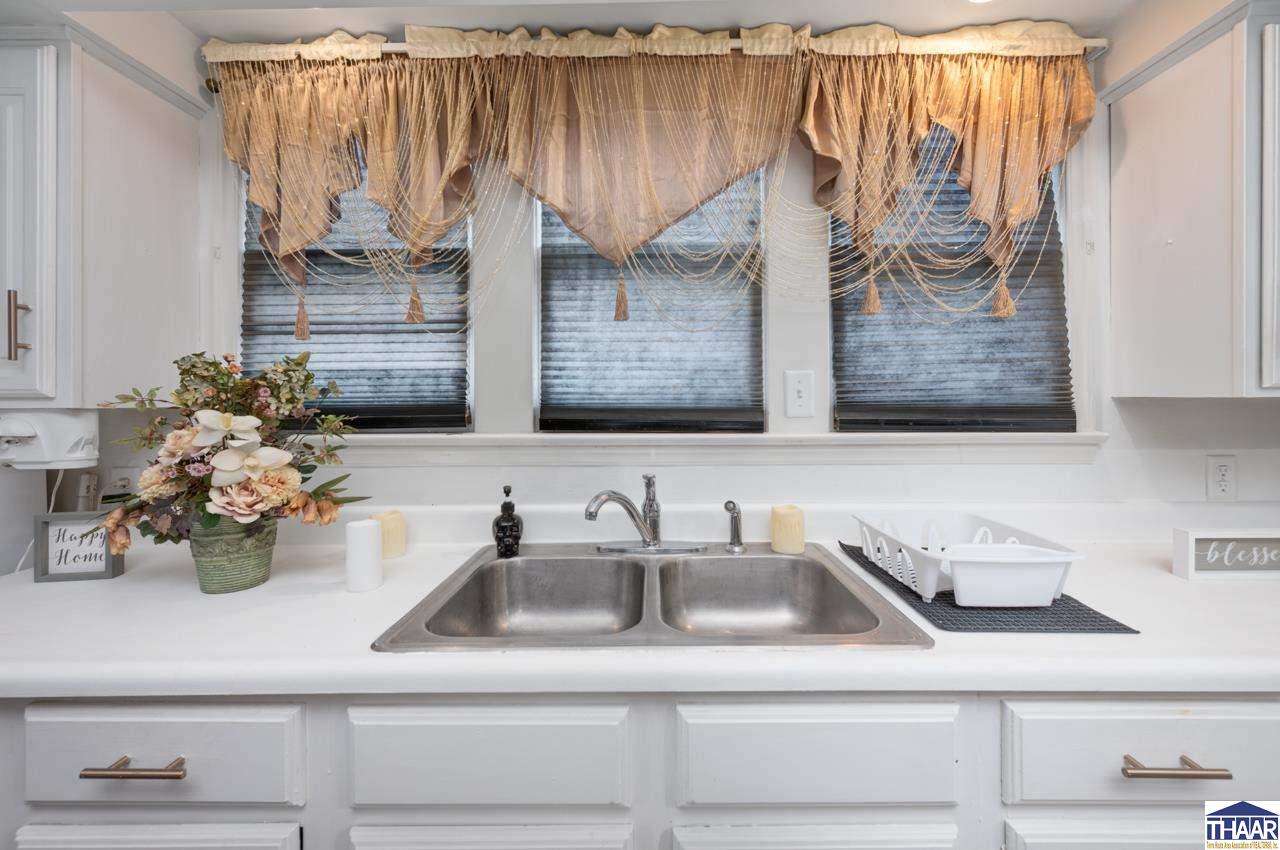 Terre Haute, Indiana 47807, United States, 3 Bedrooms Bedrooms, ,2 BathroomsBathrooms,Residential,Active,222662