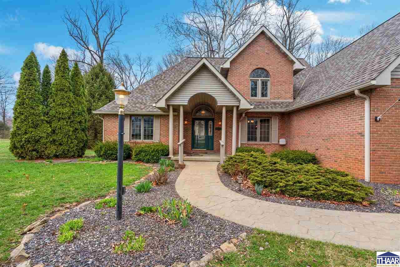 Terre Haute, Indiana 47803, United States, 4 Bedrooms Bedrooms, ,3 BathroomsBathrooms,Residential,Pending,93906