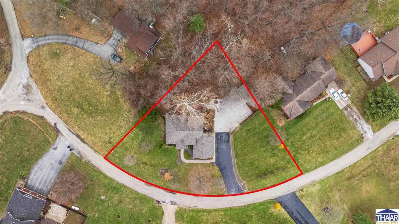 Terre Haute, Indiana 47803, United States, 4 Bedrooms Bedrooms, ,3 BathroomsBathrooms,Residential,Pending,93906