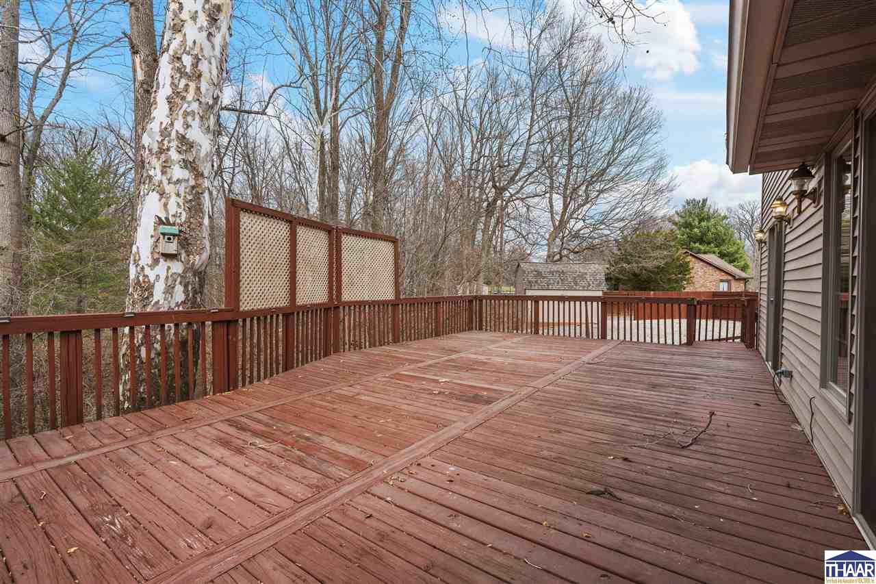 Terre Haute, Indiana 47803, United States, 4 Bedrooms Bedrooms, ,3 BathroomsBathrooms,Residential,Pending,93906