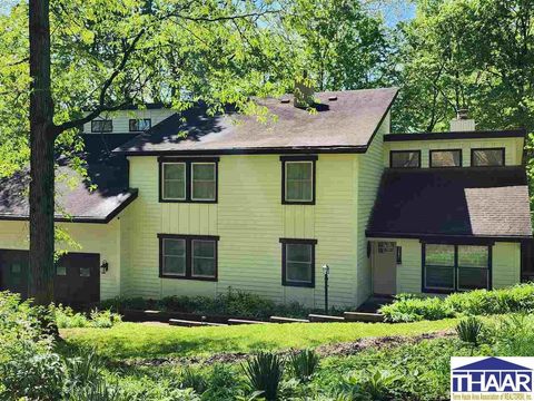 317 Hickory Hill Drive, Terre Haute, IN 47802 - MLS#: 103388
