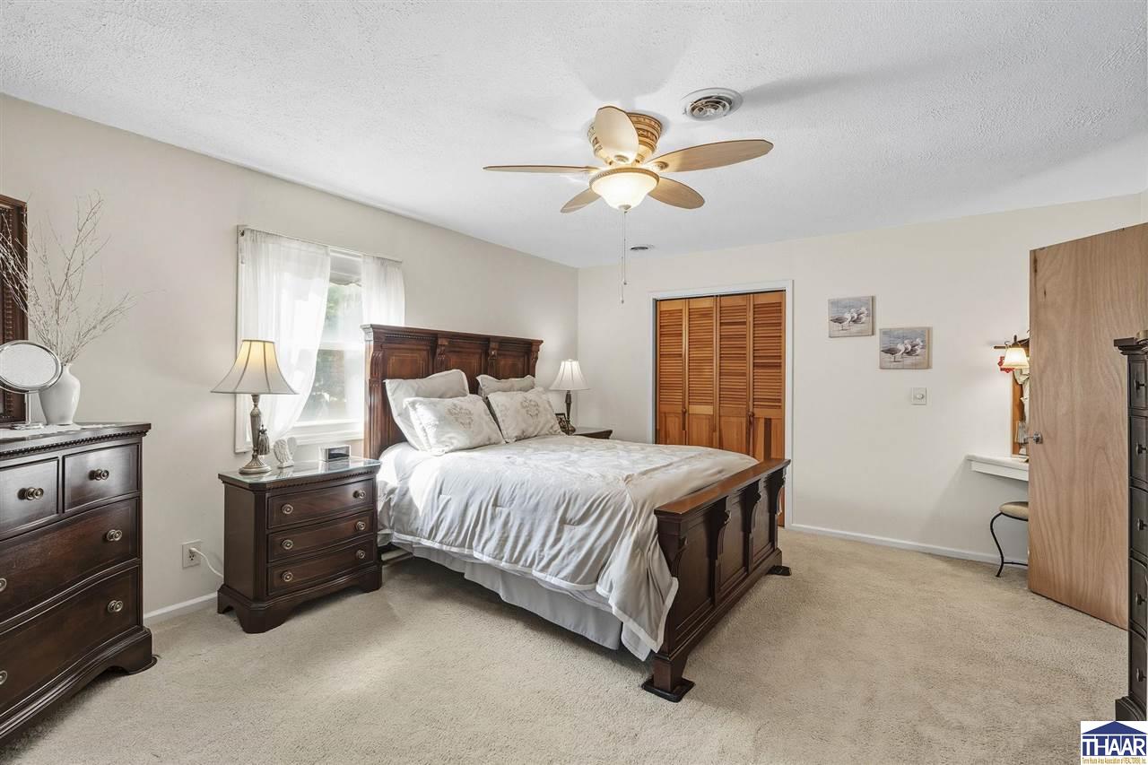 Terre Haute, Indiana 47802, United States, 4 Bedrooms Bedrooms, ,3 BathroomsBathrooms,Residential,Active,224579