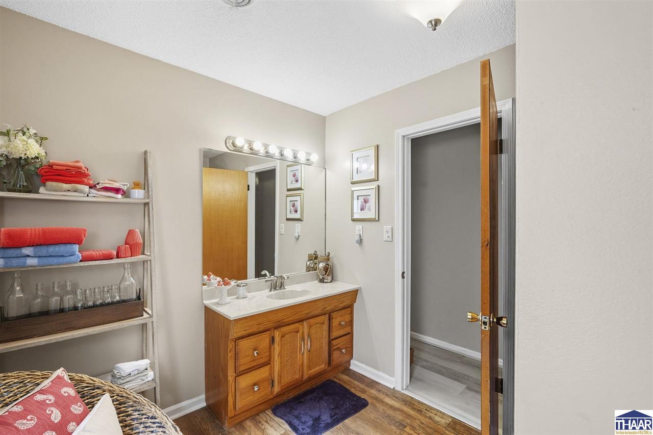 Terre Haute, Indiana 47802, United States, 4 Bedrooms Bedrooms, ,3 BathroomsBathrooms,Residential,Active,224579