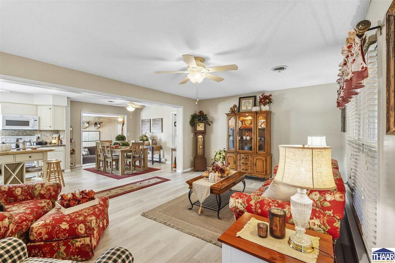 Terre Haute, Indiana 47802, United States, 4 Bedrooms Bedrooms, ,3 BathroomsBathrooms,Residential,Active,224579