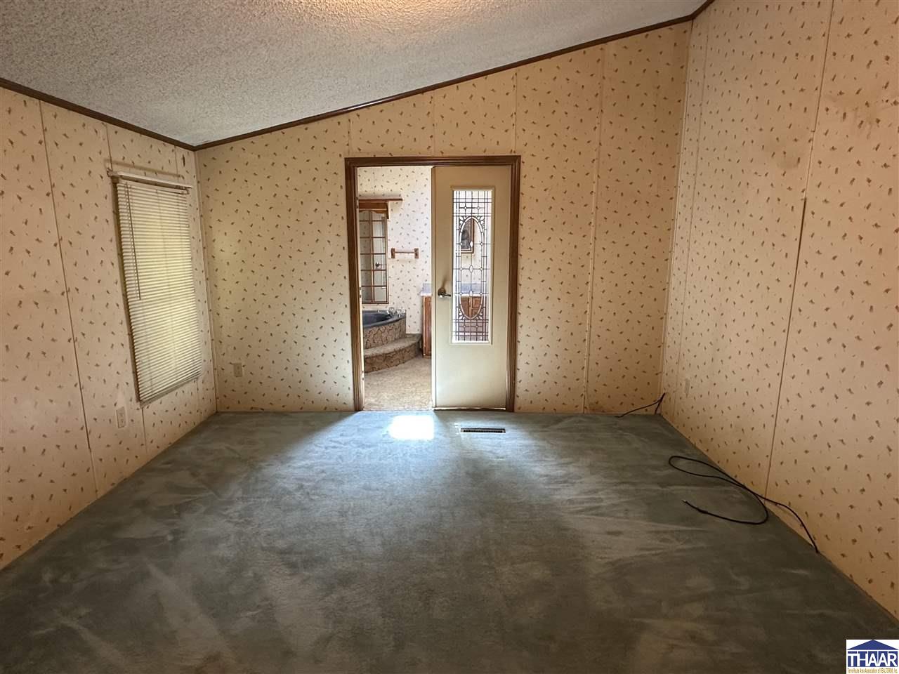 Terre Haute, Indiana 47805, United States, 3 Bedrooms Bedrooms, ,2 BathroomsBathrooms,Residential,Pending,201879