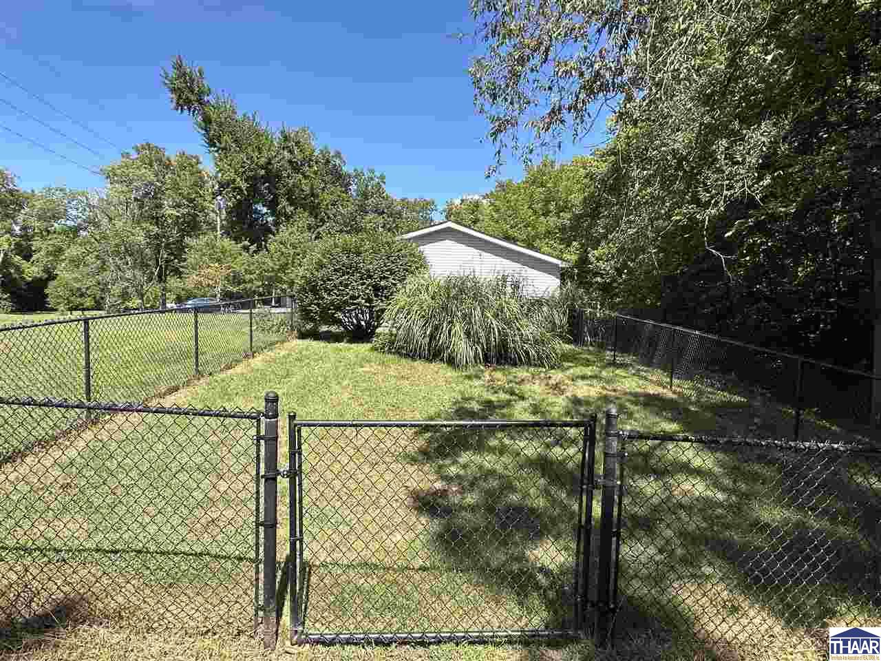 Terre Haute, Indiana 47805, United States, 3 Bedrooms Bedrooms, ,2 BathroomsBathrooms,Residential,Pending,201879