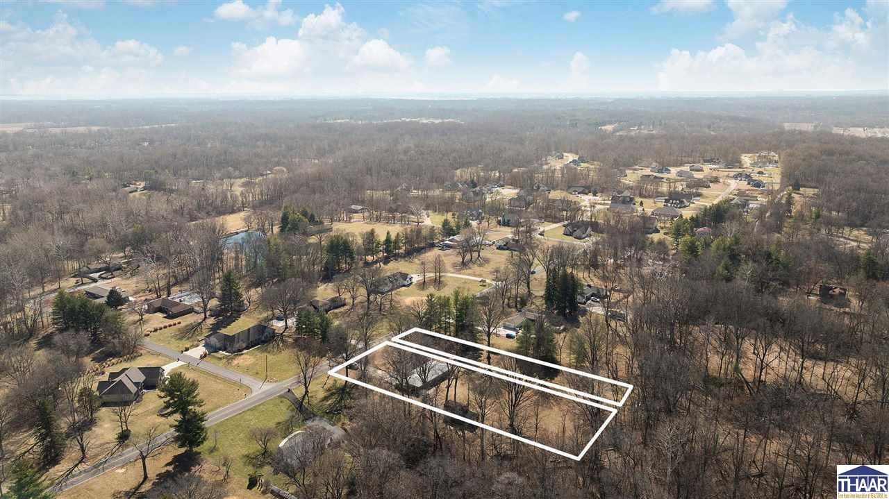 Terre Haute, Indiana 47805, United States, 3 Bedrooms Bedrooms, ,2 BathroomsBathrooms,Residential,Pending,90053