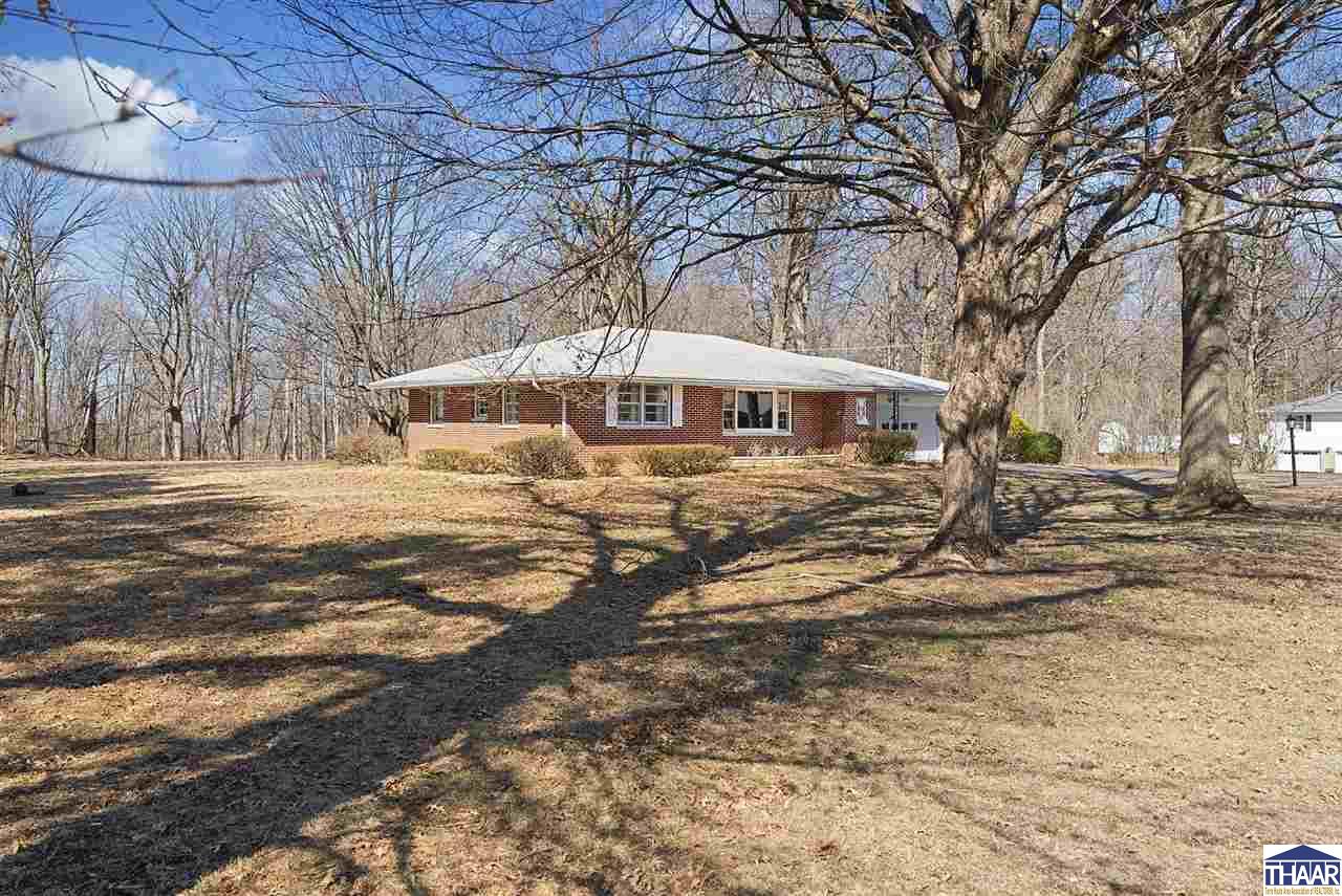 Terre Haute, Indiana 47805, United States, 3 Bedrooms Bedrooms, ,2 BathroomsBathrooms,Residential,Pending,90053