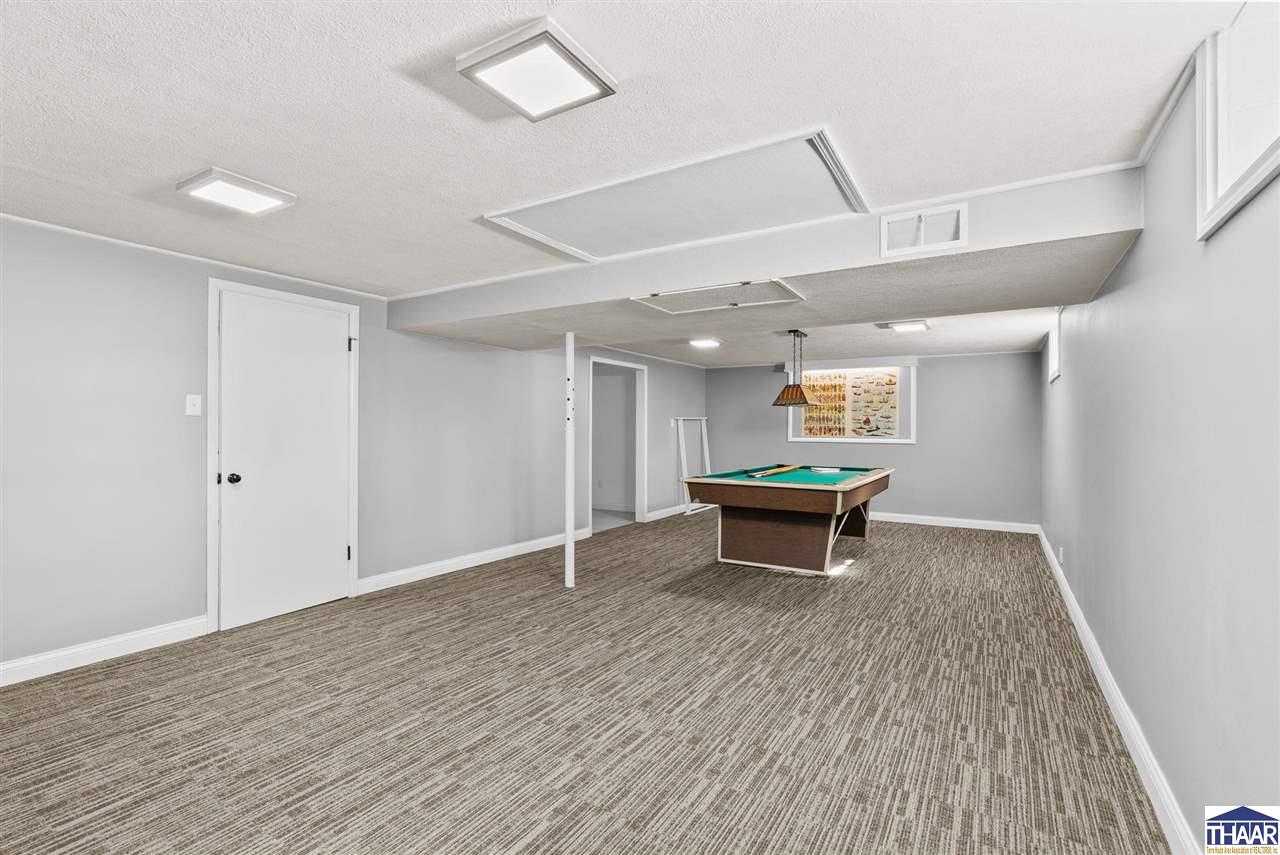 Terre Haute, Indiana 47805, United States, 3 Bedrooms Bedrooms, ,2 BathroomsBathrooms,Residential,Pending,90053