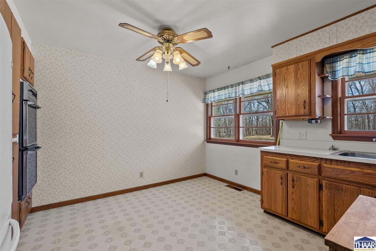 Terre Haute, Indiana 47805, United States, 3 Bedrooms Bedrooms, ,2 BathroomsBathrooms,Residential,Pending,90053