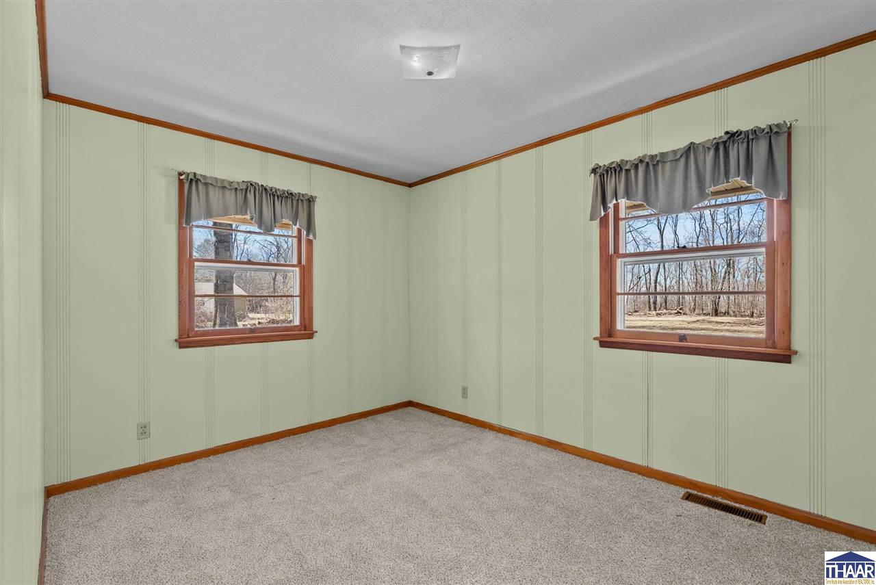 Terre Haute, Indiana 47805, United States, 3 Bedrooms Bedrooms, ,2 BathroomsBathrooms,Residential,Pending,90053