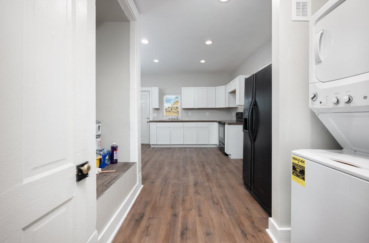 Terre Haute, Indiana 47804, United States, 2 Bedrooms Bedrooms, ,1 BathroomBathrooms,Residential,Pending,5451