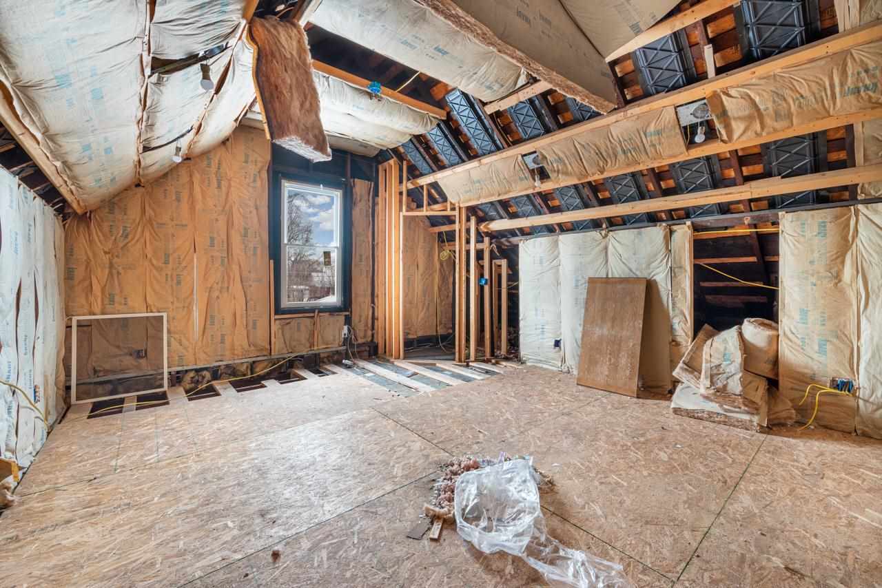 Terre Haute, Indiana 47804, United States, 2 Bedrooms Bedrooms, ,1 BathroomBathrooms,Residential,Pending,5451