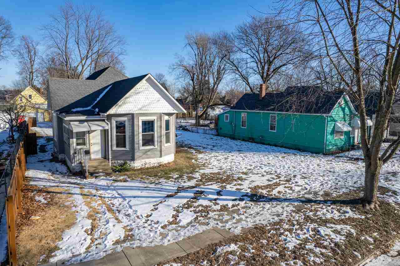 Terre Haute, Indiana 47804, United States, 2 Bedrooms Bedrooms, ,1 BathroomBathrooms,Residential,Pending,5451