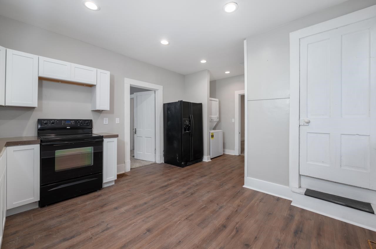 Terre Haute, Indiana 47804, United States, 2 Bedrooms Bedrooms, ,1 BathroomBathrooms,Residential,Pending,5451