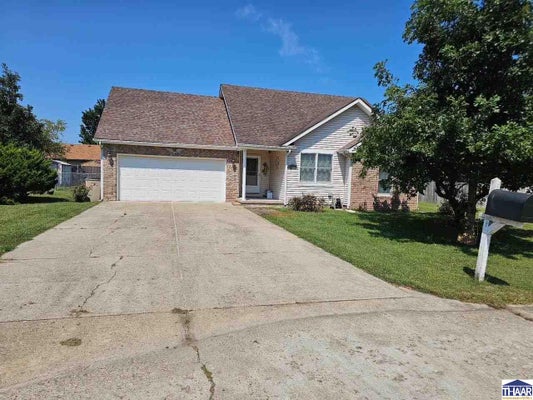 3644 IMPERIAL GARDENS CT, TERRE HAUTE, IN 47805 - Image e64e1b45e7c2abb790d4ca93aeb3a1c2/822297784