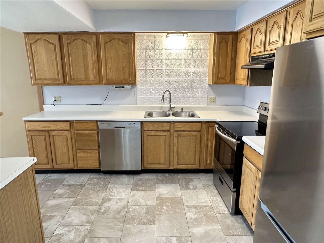 Terre Haute, Indiana 47802, United States, 4 Bedrooms Bedrooms, ,3 BathroomsBathrooms,Residential,Pending,3421