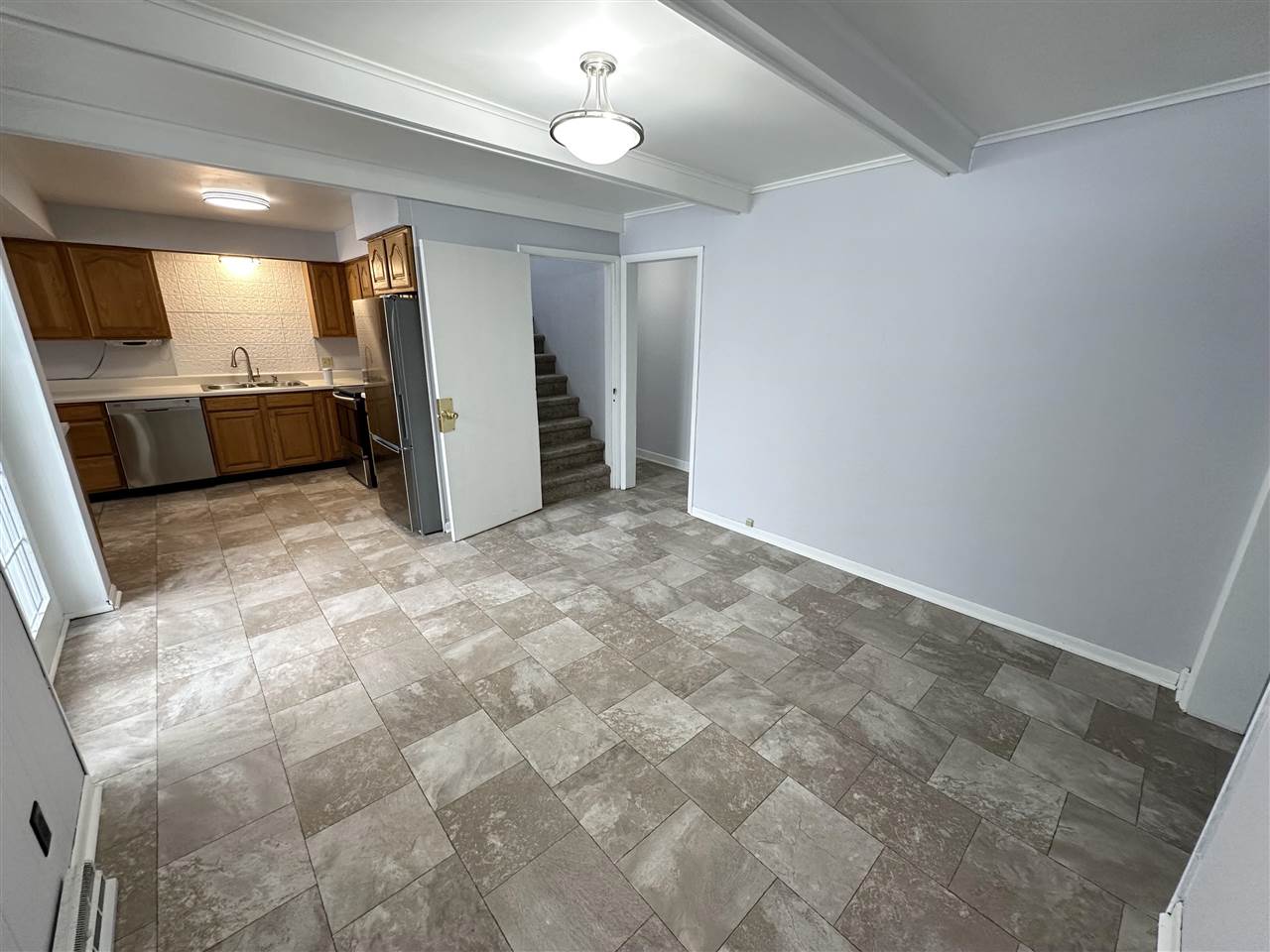 Terre Haute, Indiana 47802, United States, 4 Bedrooms Bedrooms, ,3 BathroomsBathrooms,Residential,Pending,3421