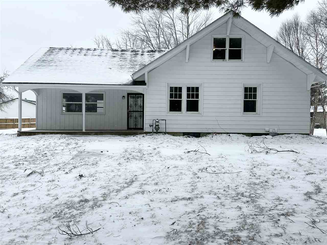 Terre Haute, Indiana 47802, United States, 4 Bedrooms Bedrooms, ,3 BathroomsBathrooms,Residential,Pending,3421