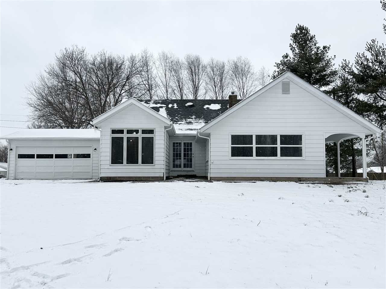 Terre Haute, Indiana 47802, United States, 4 Bedrooms Bedrooms, ,3 BathroomsBathrooms,Residential,Pending,3421 Terre Haute, Indiana 47802, United States, 4 Bedrooms Bedrooms, ,3 BathroomsBathrooms,Residential,Pending,3421