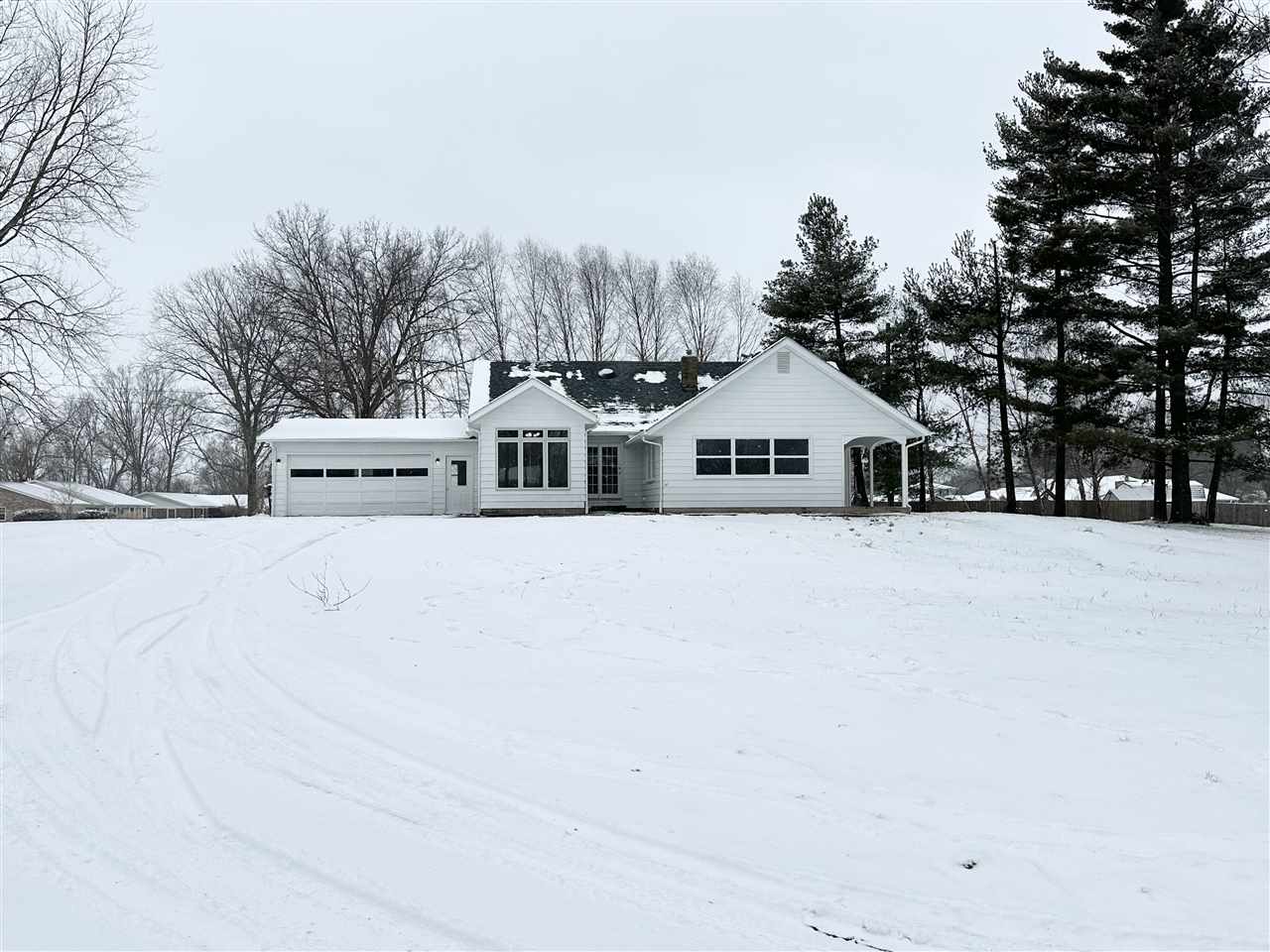 Terre Haute, Indiana 47802, United States, 4 Bedrooms Bedrooms, ,3 BathroomsBathrooms,Residential,Pending,3421