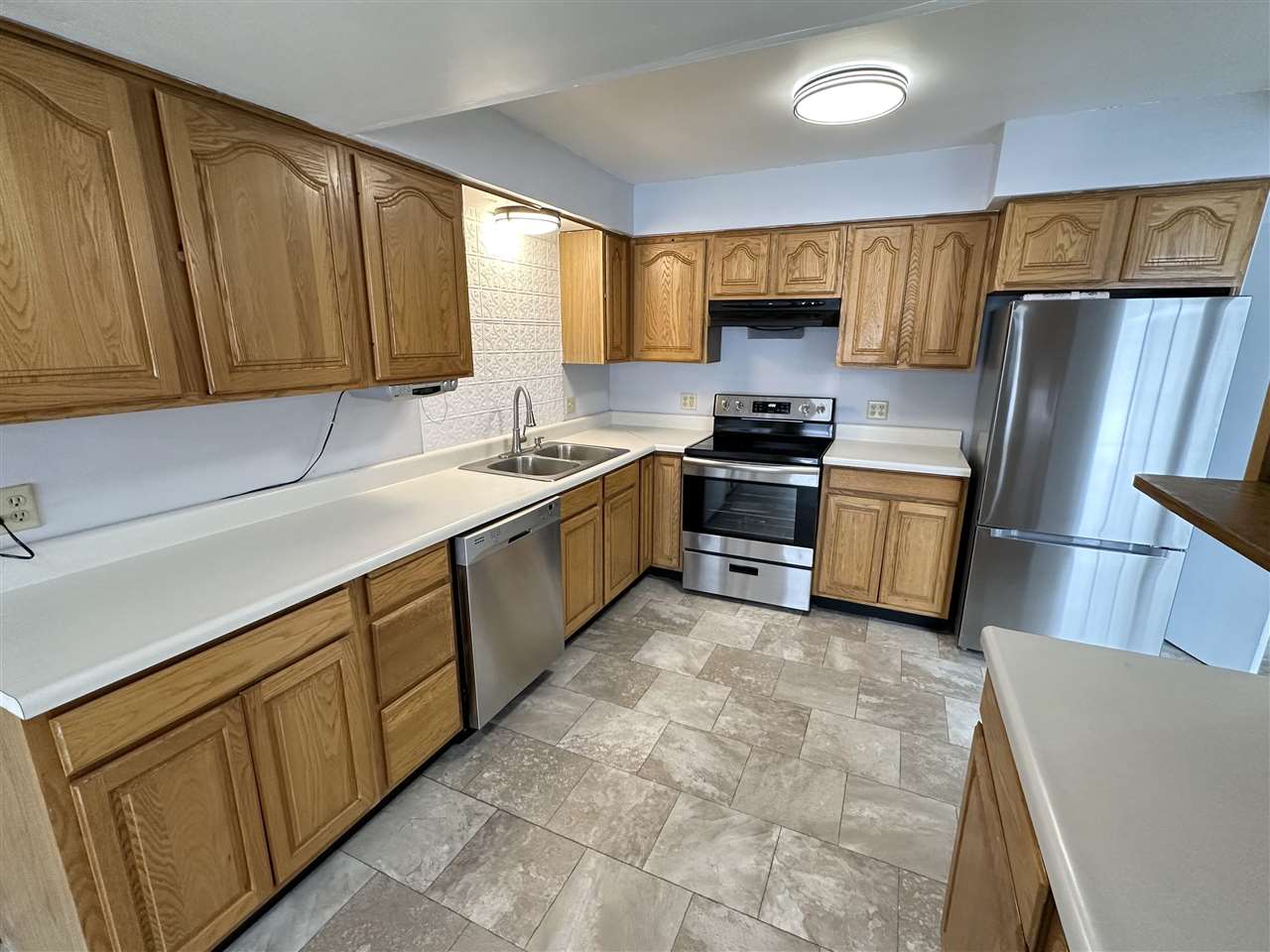 Terre Haute, Indiana 47802, United States, 4 Bedrooms Bedrooms, ,3 BathroomsBathrooms,Residential,Pending,3421