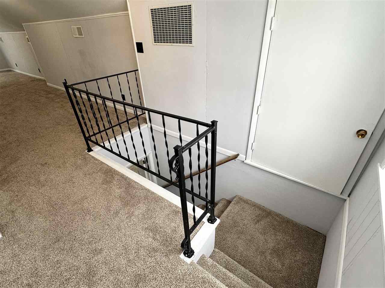 Terre Haute, Indiana 47802, United States, 4 Bedrooms Bedrooms, ,3 BathroomsBathrooms,Residential,Pending,3421